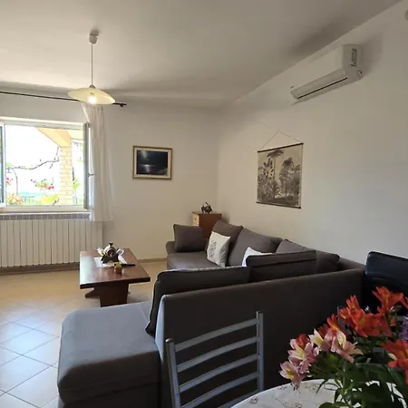 Apartment Santa Lucia 2 Kostrena By Guide